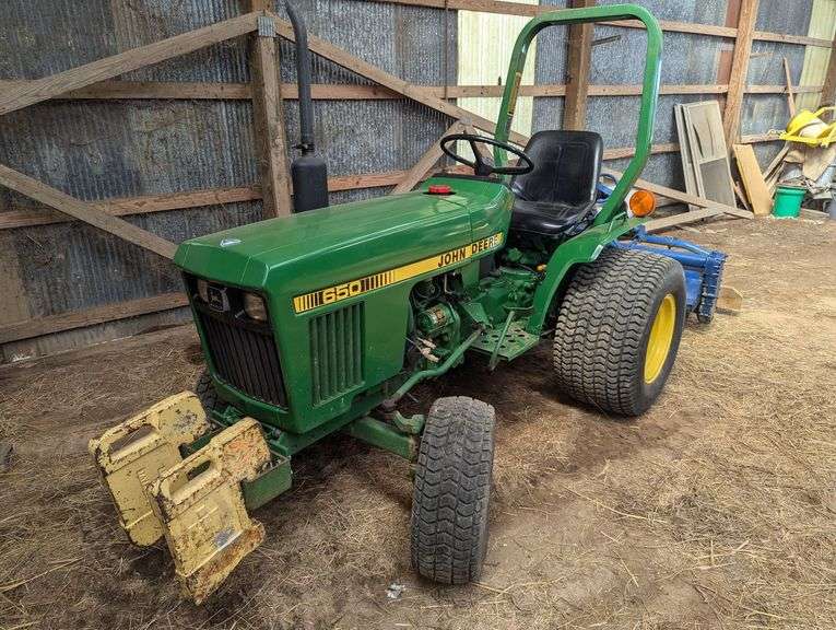 John Deere 650 Tractor