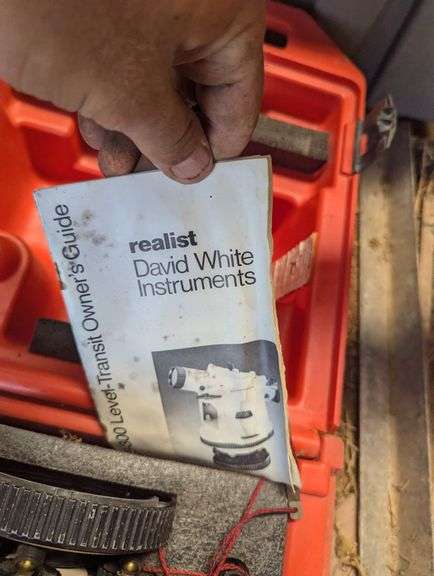 Realist David White Instruments, Transit
