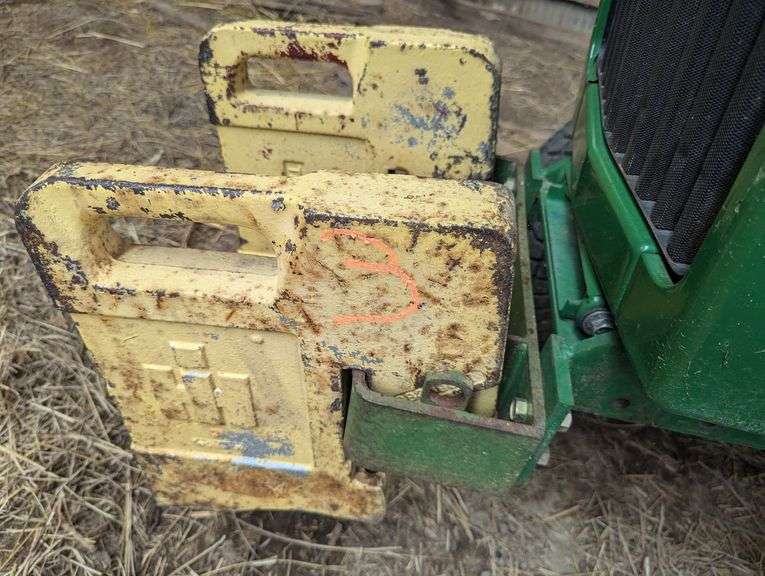 John Deere 650 Tractor