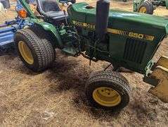 John Deere 650 Tractor
