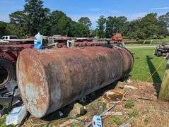 Gasoline Tank & Pump