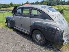 1940 Plymouth P10 Deluxe Sedan