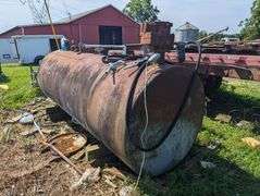 Gasoline Tank & Pump