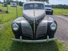 1940 Plymouth P10 Deluxe Sedan