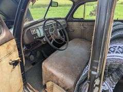 1940 Plymouth P10 Deluxe Sedan
