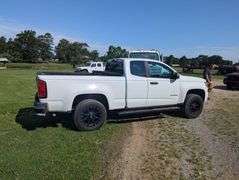 2018 Chevrolet Colorado, VIN: 1GCHSBEA8J1232688