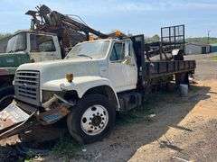 1994 Ford F-800 Dump Truck