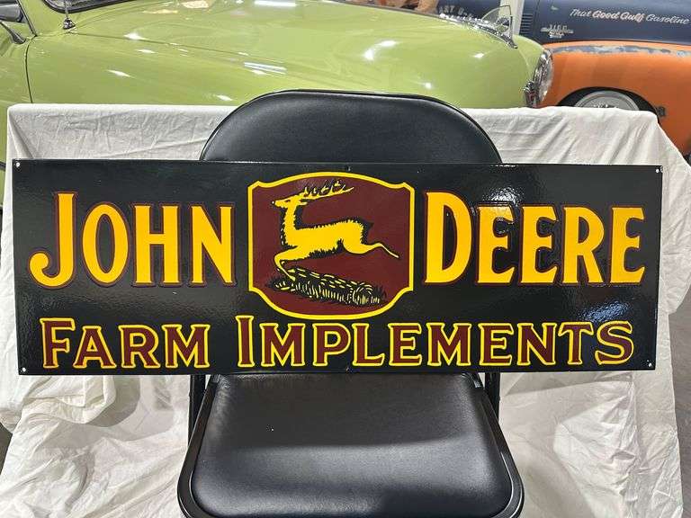 Porcelain steel "John Deere" sign image