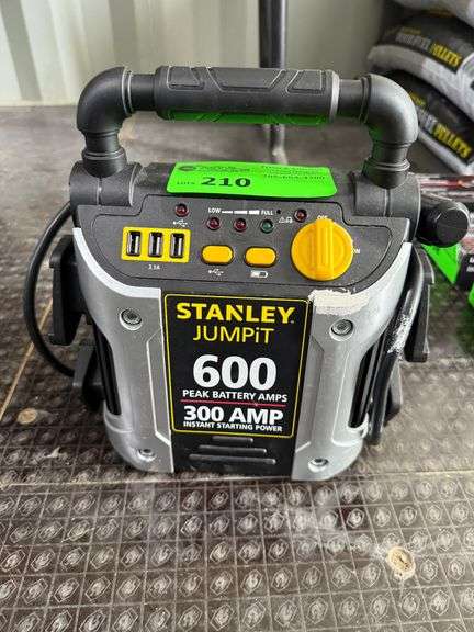 Stanley Jump It with Built In Charger image
