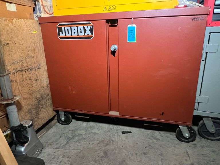 Lot - Jobox Rolling Tool Storage Cabinet with Contents image