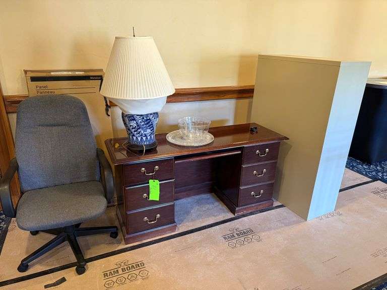Lot - Desk, Rolling Office Chair, Shelf, Lamp, and Plastic Serving Set image