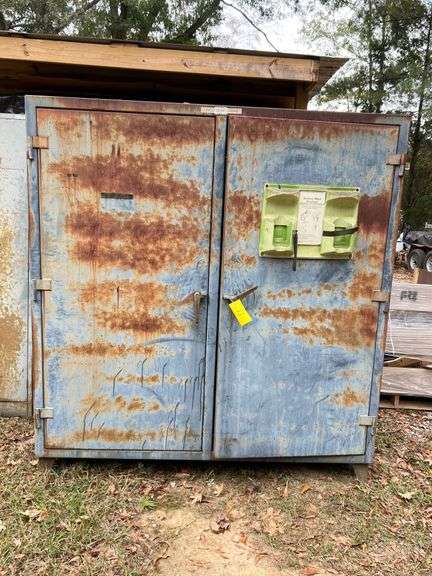 Lot - Strong Hold COMCO Gear Heavy Duty Cabinet with Contents image