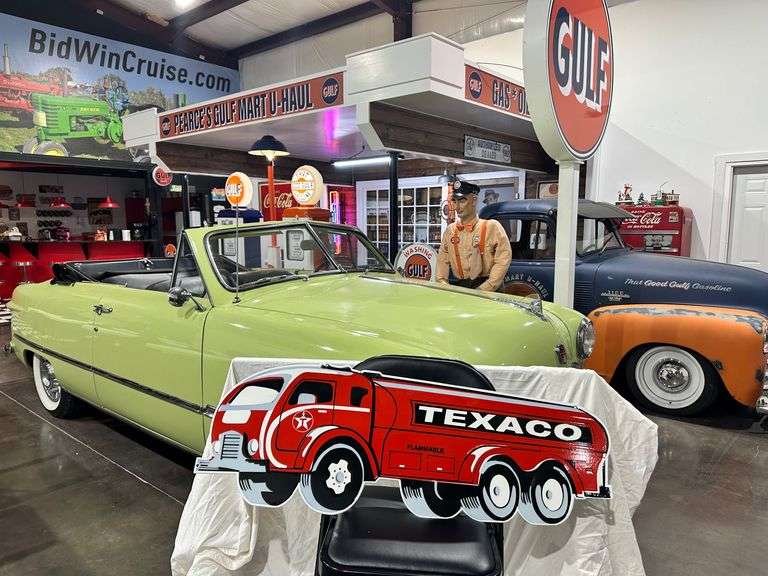 Porcelain steel "Texaco Tanker" sign image