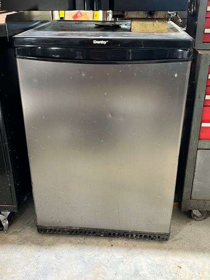 Danby Keg Cooler/Refrigerator image