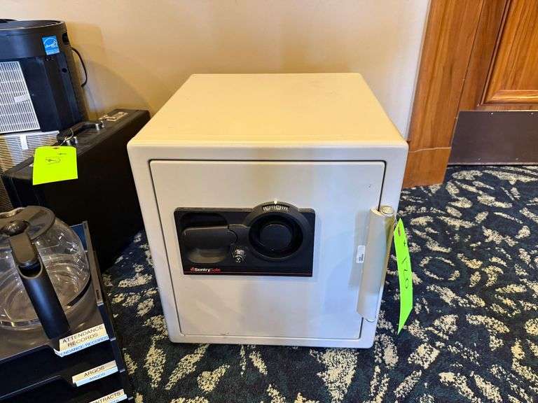 Small Sentry Safe image