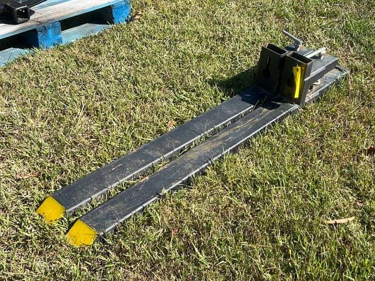 Lot - (2) HZ Forklift Extensions image
