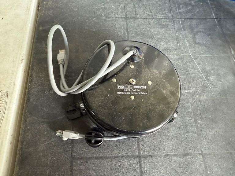 20ft-Pro Reel MCC2201 Retractable Network Cable image