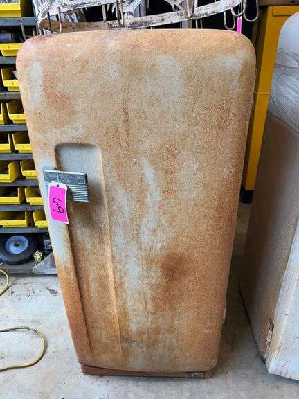 Vintage International Harvester H-74 Refrigerator image