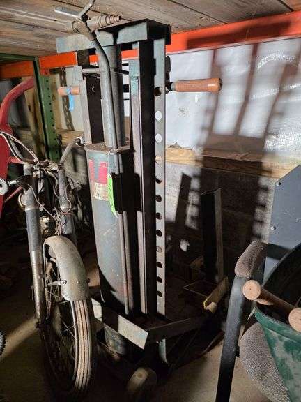 Vintage Pneumatic Bumper Jack image