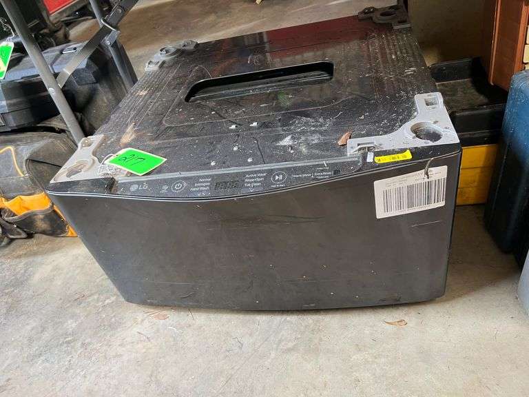 LG Sidekick Pedestal Washer image