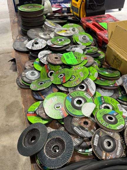 Lot - Gator Cutting & Grinding Wheels and Flat Disc image