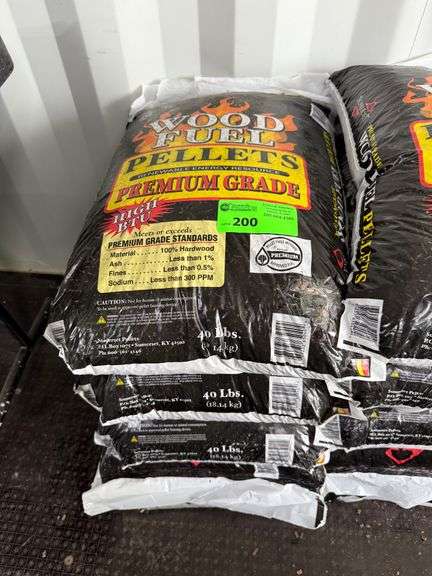 (5) 40lb Bag of Wood Pellets image