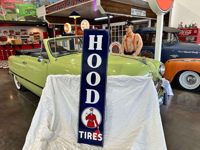 Porcelain steel "Hood Tires" sign image