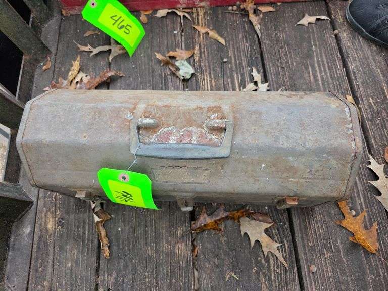 Lot - Metal Toolbox with Assorted Tools image