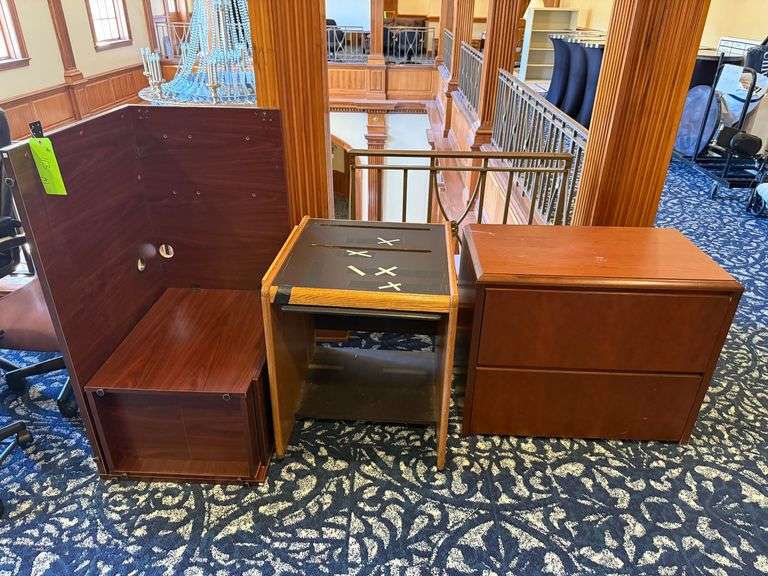 Lot - Assorted Office Furniture image