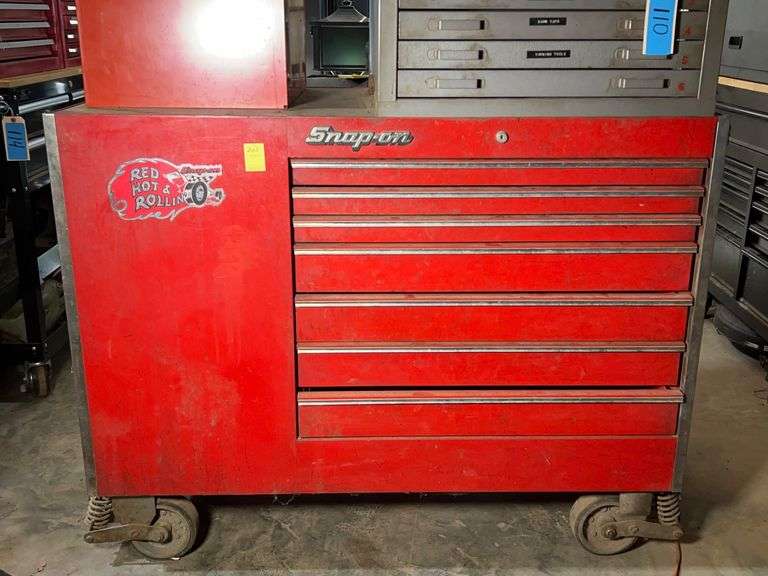 Lot - Snap-On Rolling Aviation Tool Chest with Assorted Parts and Supplies image