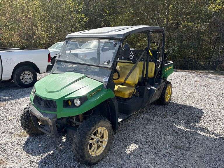 John Deere XUV590i S4 4x4 Side by Side image