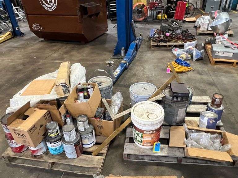 (2) Pallets of Paint Supplies image