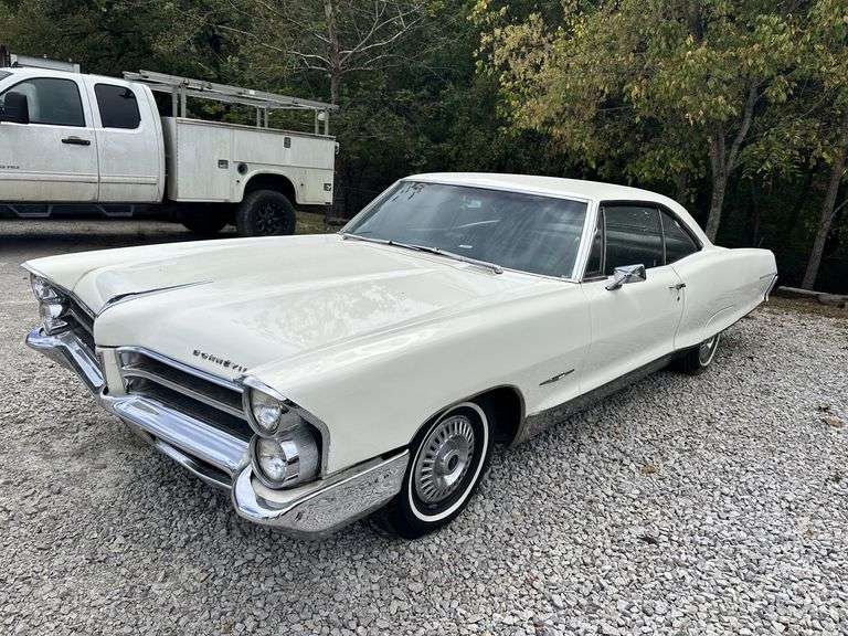 1965 Pontiac Bonneville - Estate Car image