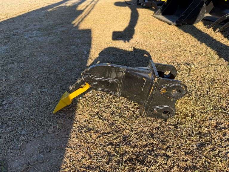 2025 Youert Unused Mini-Excavator Ripper image