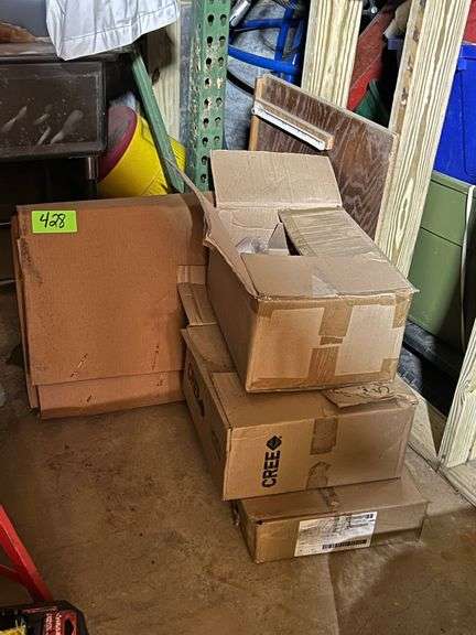 Lot - Assorted Vehicle Parts image