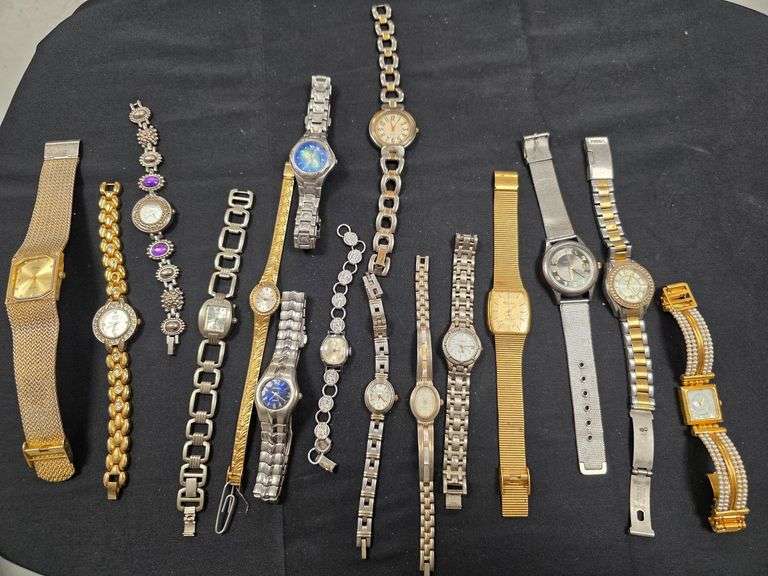 Lot - (16) Watches image