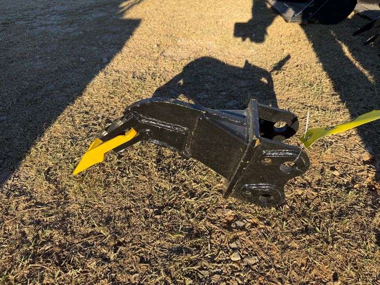 2025 Youert Unused Mini-Excavator Ripper image