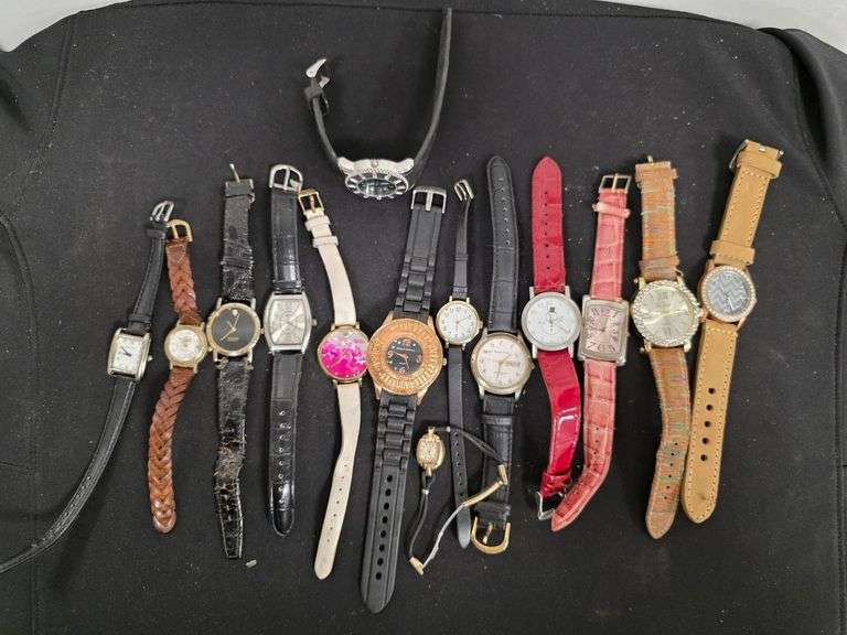 Lot - (14) Watches image