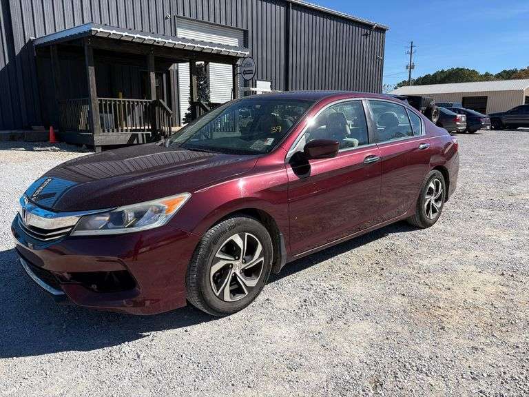 2017 Honda Accord LX image