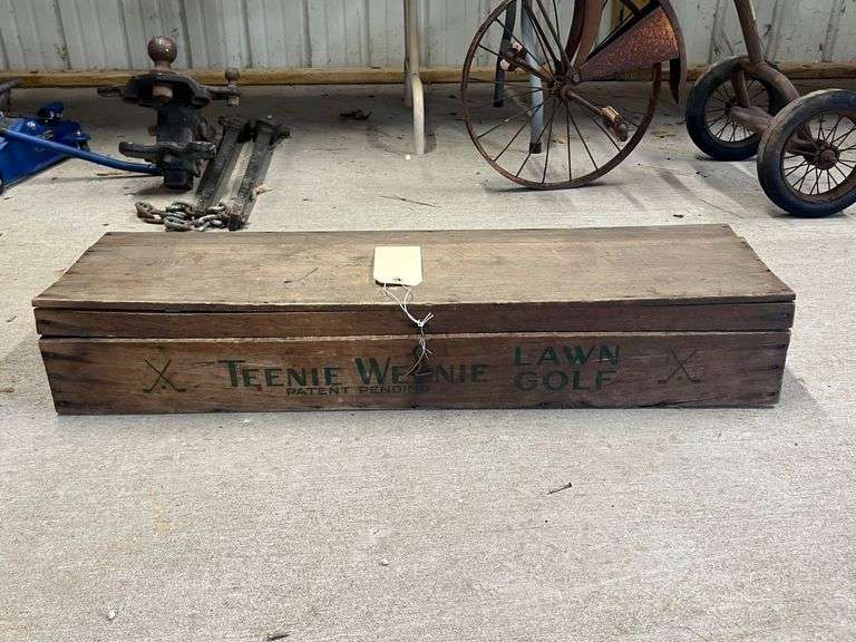 1930's Antique Teenie Weenie Lawn Golf Set image
