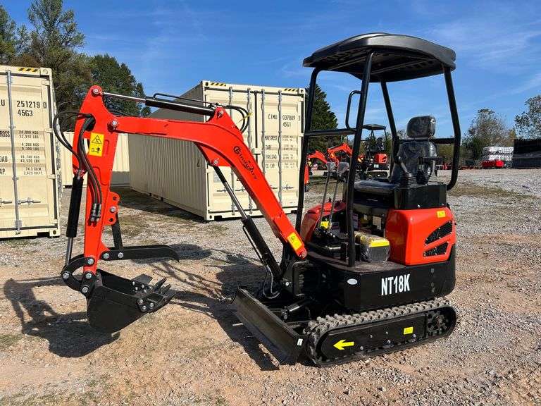 2025 CFG Industrial Unused NT18K Kubota Diesel Mini Excavator image