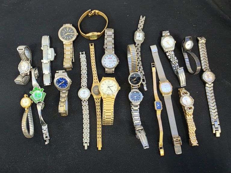 Lot - (20) Watches image
