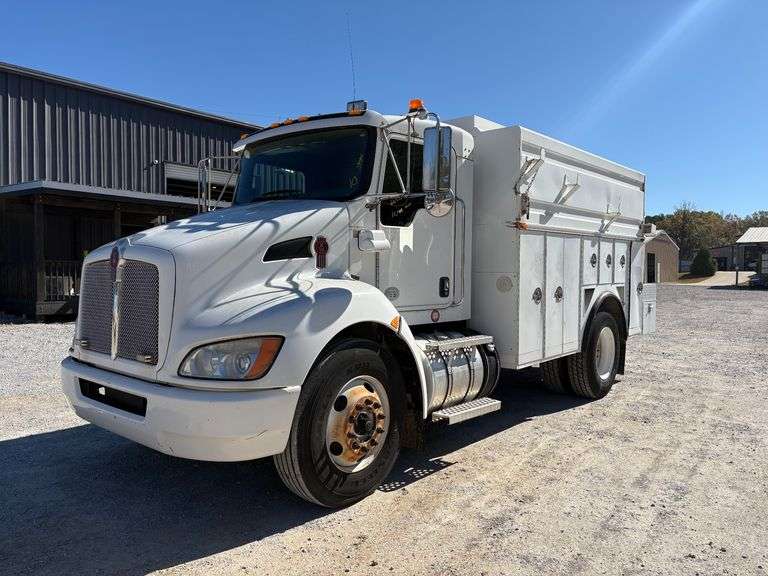 2012 Kenworth T370 image