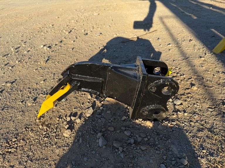 2025 Youert Unused Mini-Excavator Ripper image