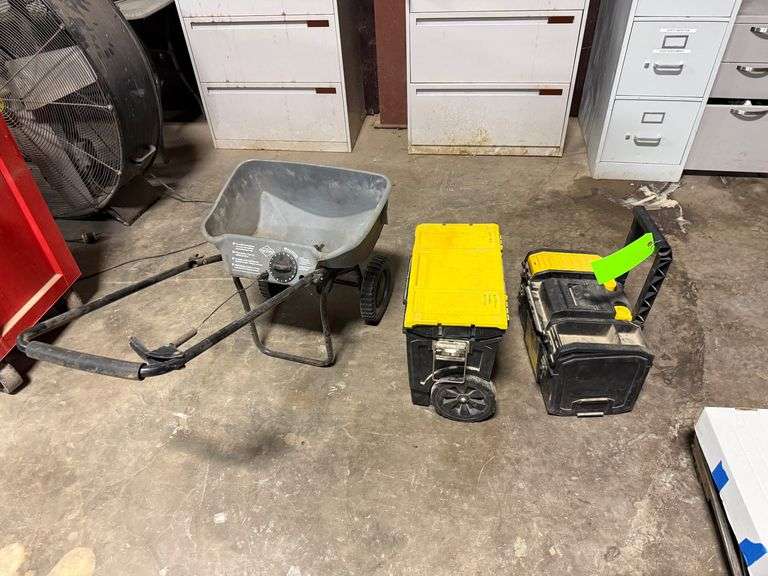 Lot - Spreader, (2) Tool bins with Accessories image