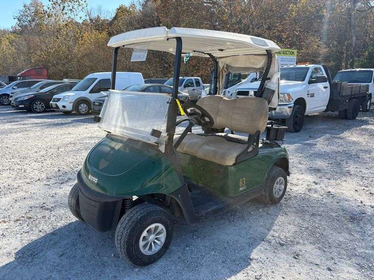 2019 EZ-GO RXV Electric Golf Cart with Charger image