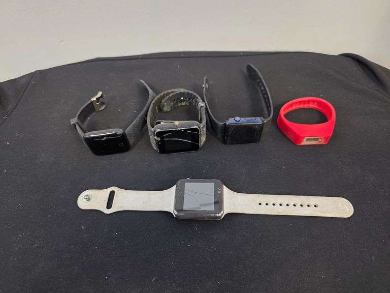 Lot - (5) Watches image
