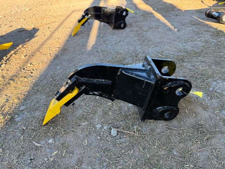 2025 Youert Unused Mini-Excavator Ripper image