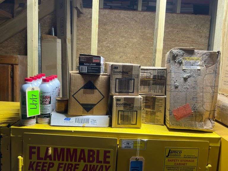 Lot - Assorted Shop Supplies image