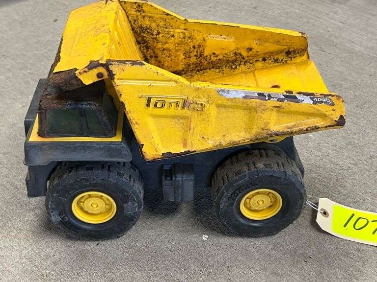 Tonka Dump Truck image